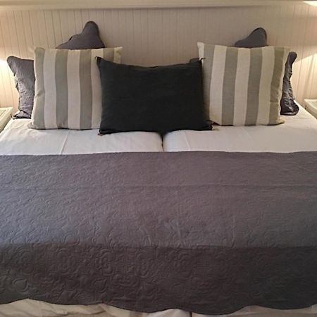 Oude Berg Guesthouse - 10 Caledon Street جورج المظهر الخارجي الصورة
