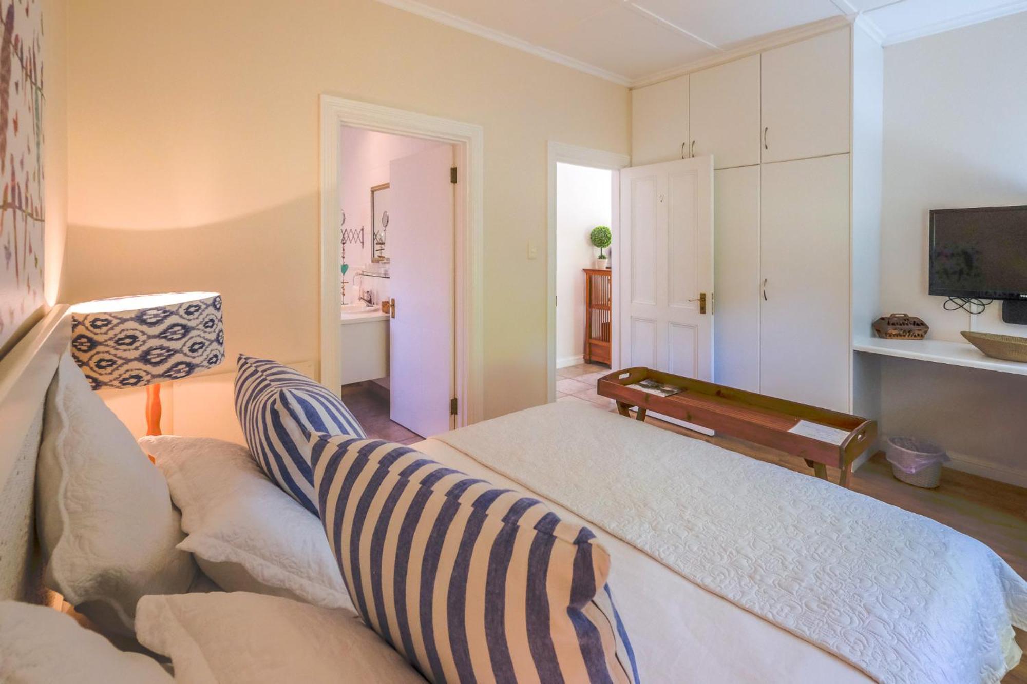 Oude Berg Guesthouse - 10 Caledon Street جورج الغرفة الصورة