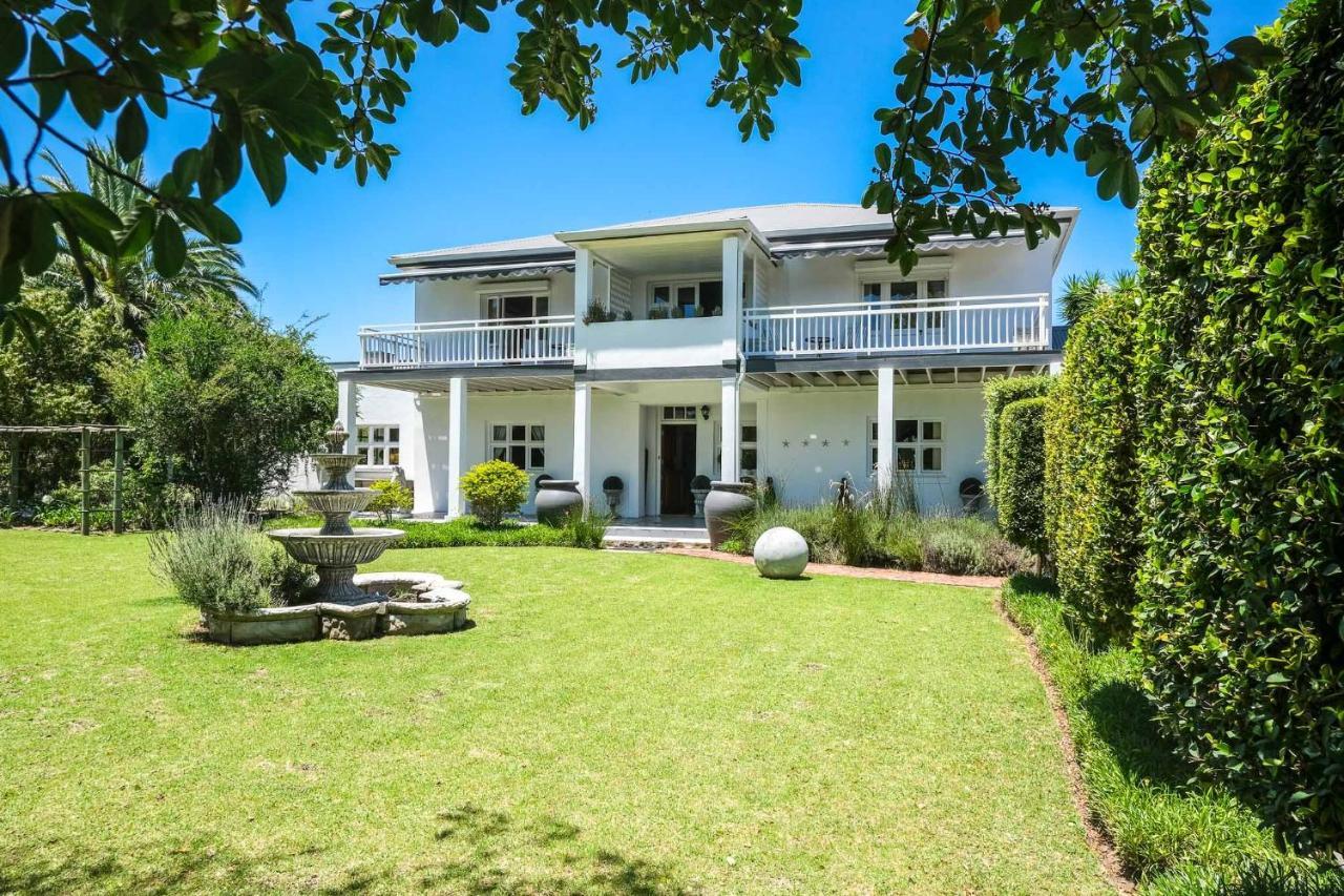 Oude Berg Guesthouse - 10 Caledon Street جورج المظهر الخارجي الصورة