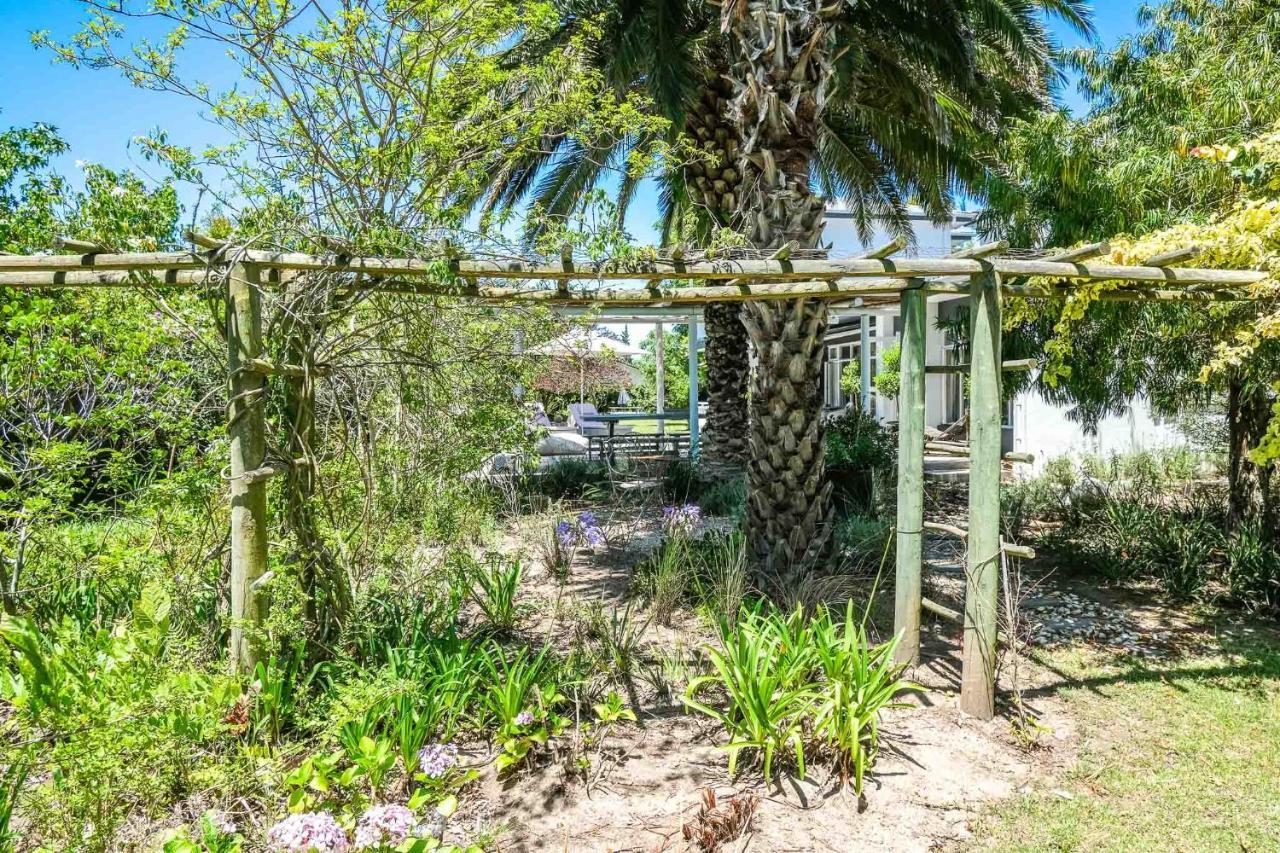 Oude Berg Guesthouse - 10 Caledon Street جورج المظهر الخارجي الصورة